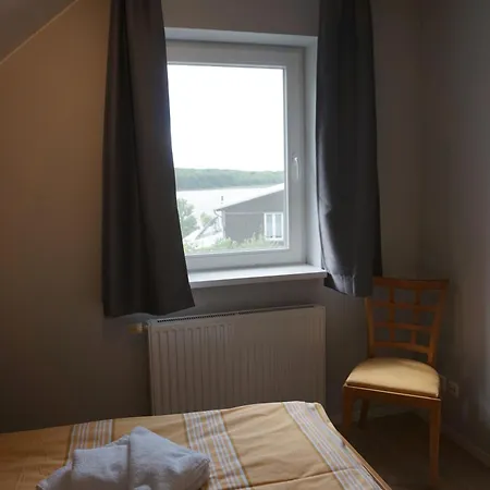 Maisonettenwohnung Mit Wendeltreppe Zu Den Schlafzimmern Mit Seeblick *