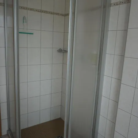 Maisonettenwohnung Mit Wendeltreppe Zu Den Schlafzimmern Mit Seeblick Apartment