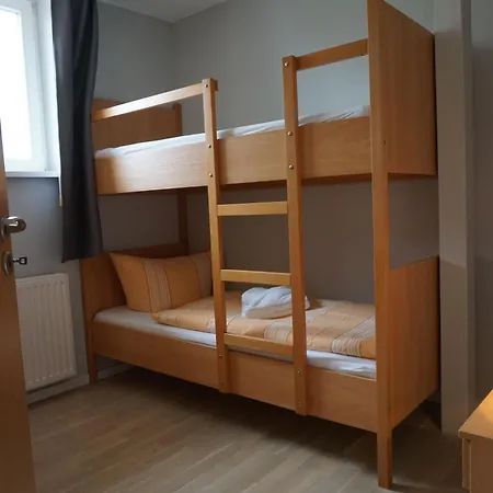 Maisonettenwohnung Mit Wendeltreppe Zu Den Schlafzimmern Mit Seeblick Apartment *