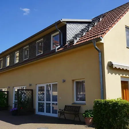 Maisonettenwohnung Mit Wendeltreppe Zu Den Schlafzimmern Mit Seeblick Apartment
